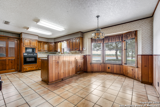Image 16 of 40 For 707 Berry Ranch
