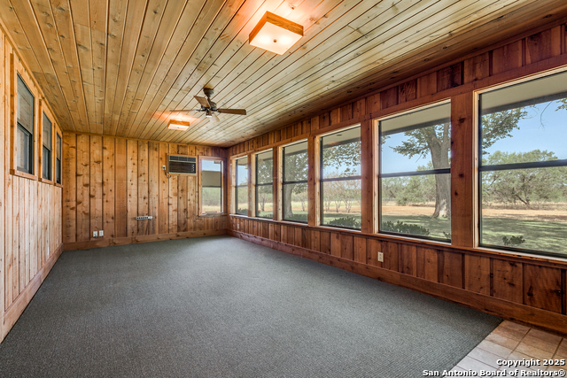 Image 27 of 40 For 707 Berry Ranch
