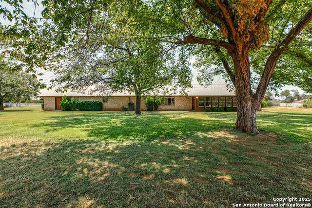 Image 39 of 40 For 707 Berry Ranch