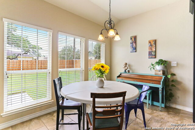 Image 12 of 25 For 124 Ridgecrest