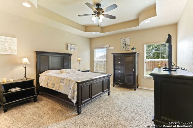 Image 13 of 25 For 124 Ridgecrest