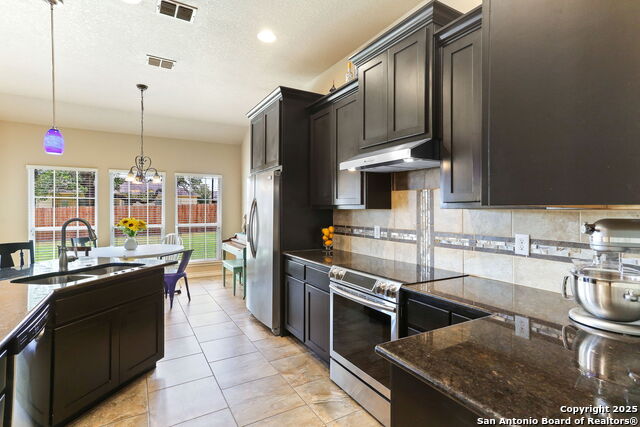 Image 9 of 25 For 124 Ridgecrest