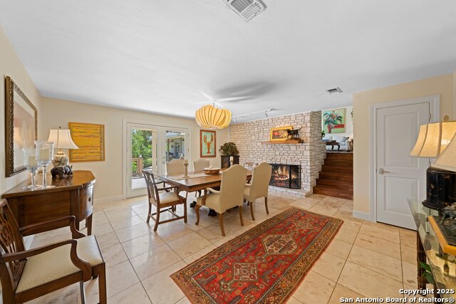 Image 10 of 38 For 407 Spring Mill