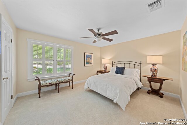 Image 15 of 38 For 407 Spring Mill