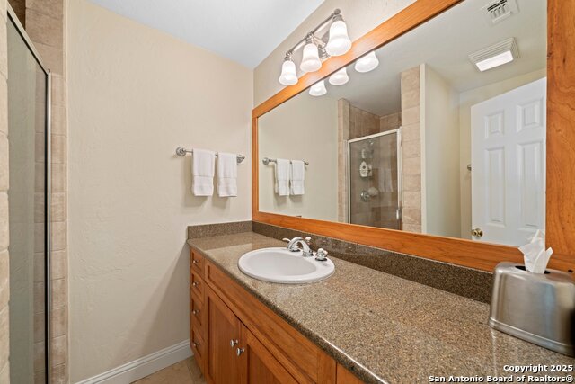 Image 20 of 38 For 407 Spring Mill