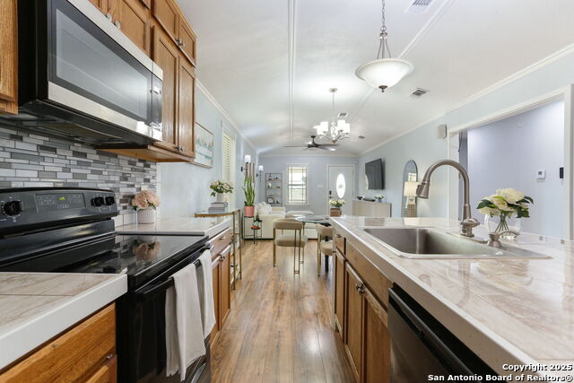 Image 15 of 34 For 90 Clear Lake Loop