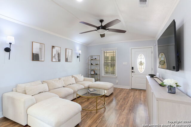 Image 8 of 34 For 90 Clear Lake Loop