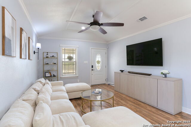 Image 9 of 34 For 90 Clear Lake Loop