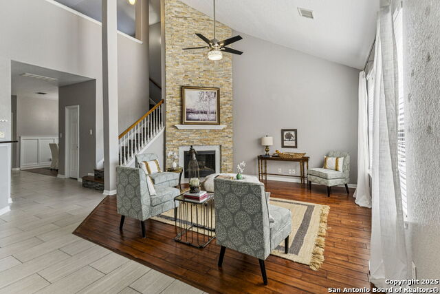 Listing photo id 9 for 6022 Diego Ln
