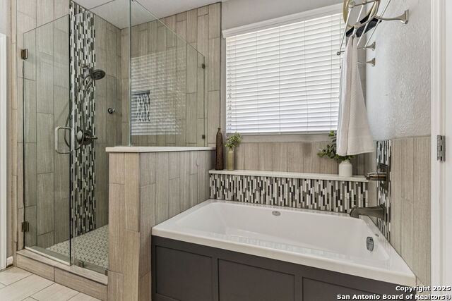 Listing photo id 21 for 6022 Diego Ln
