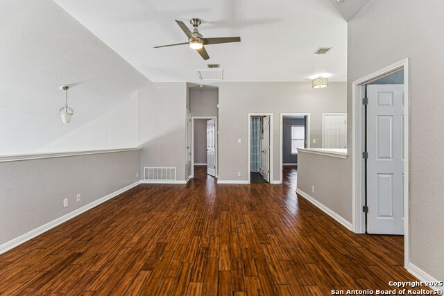Listing photo id 26 for 6022 Diego Ln