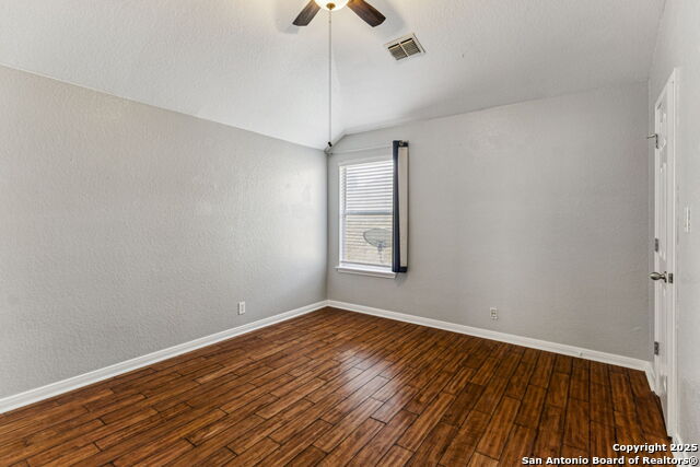 Listing photo id 29 for 6022 Diego Ln