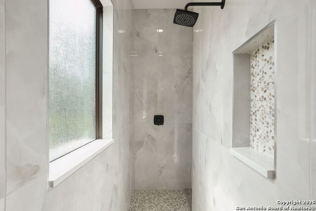 Image 14 of 18 For 1307 Rimrock Cove