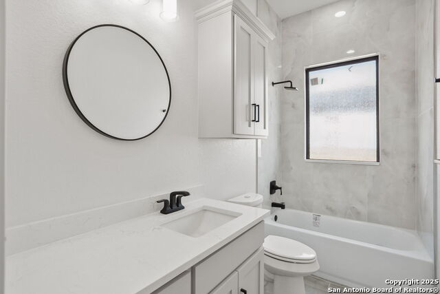 Image 16 of 18 For 1307 Rimrock Cove