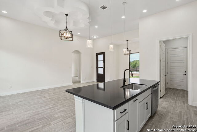 Image 6 of 18 For 1307 Rimrock Cove