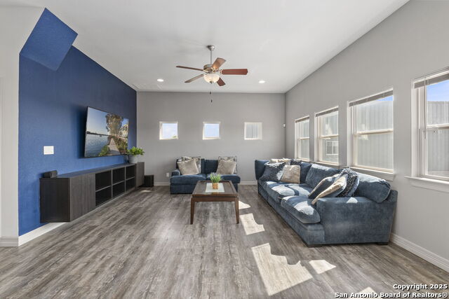 Image 10 of 60 For 154 Maverick