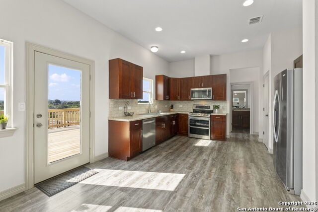 Image 14 of 60 For 154 Maverick