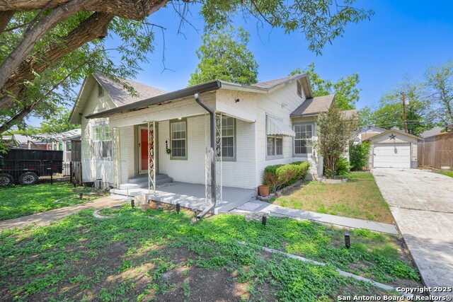 Details for 427 Vanderbilt St, San Antonio, TX 78210