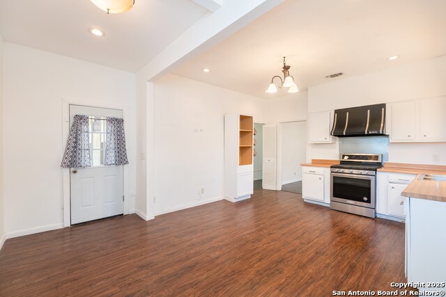 Image 10 of 29 For 427 Vanderbilt St