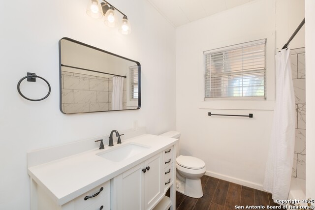 Image 14 of 29 For 427 Vanderbilt St