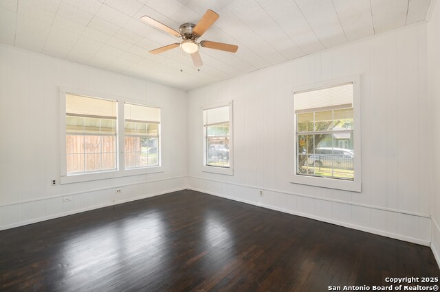 Image 17 of 29 For 427 Vanderbilt St