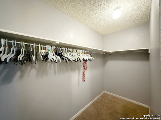 Listing photo id 23 for 9038 Fabens