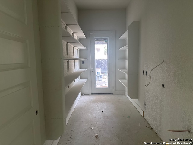 Image 10 of 25 For 8529 Benclare