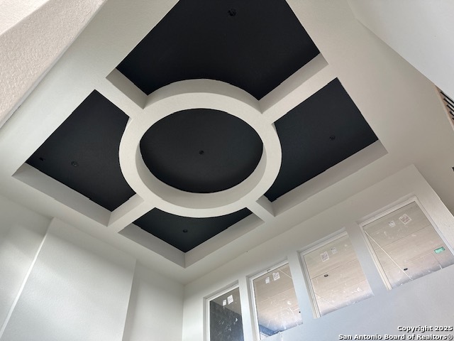 Image 5 of 25 For 8529 Benclare