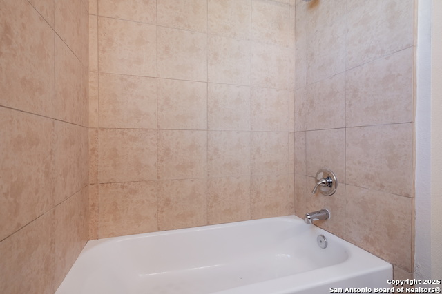 Image 16 of 25 For 8934 Bonnie Butler