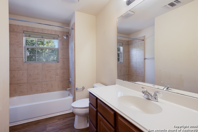 Image 17 of 25 For 8934 Bonnie Butler