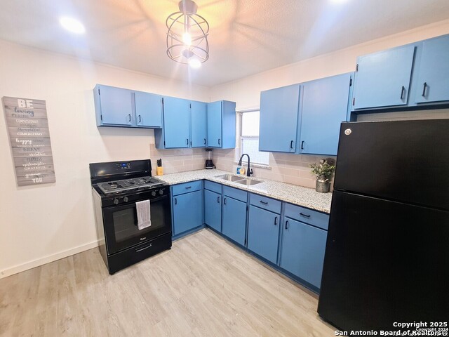 Image 3 of 10 For 942 Vermont