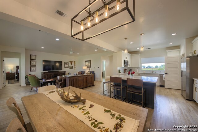 Image 14 of 27 For 806 34th Street