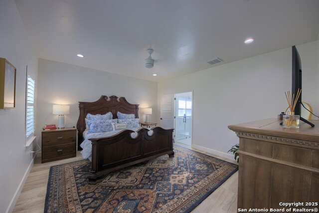 Image 15 of 27 For 806 34th Street