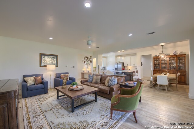 Image 7 of 27 For 806 34th Street