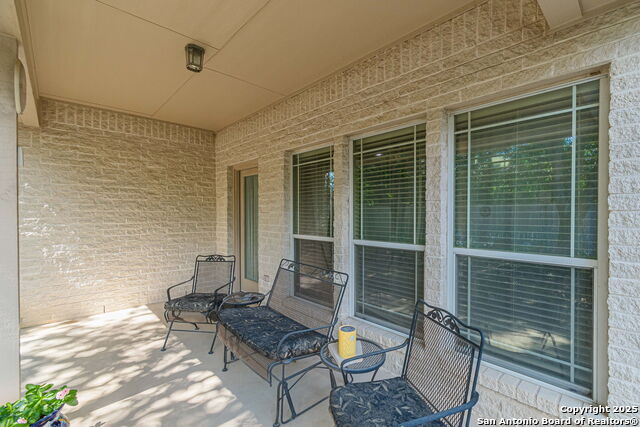 Image 21 of 37 For 2613 Fairwood Dr