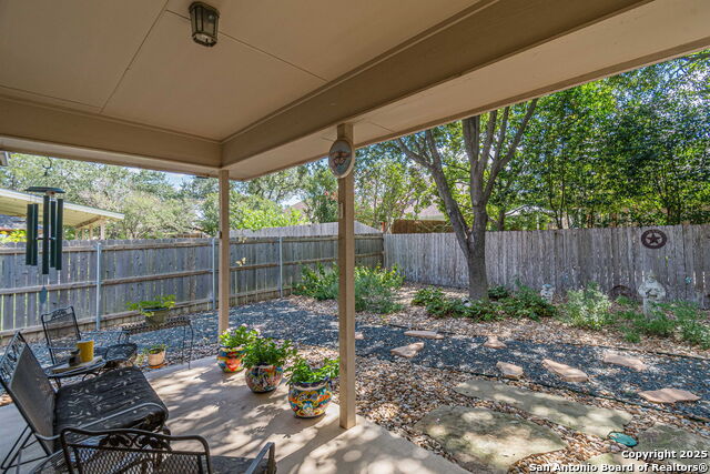 Image 23 of 37 For 2613 Fairwood Dr