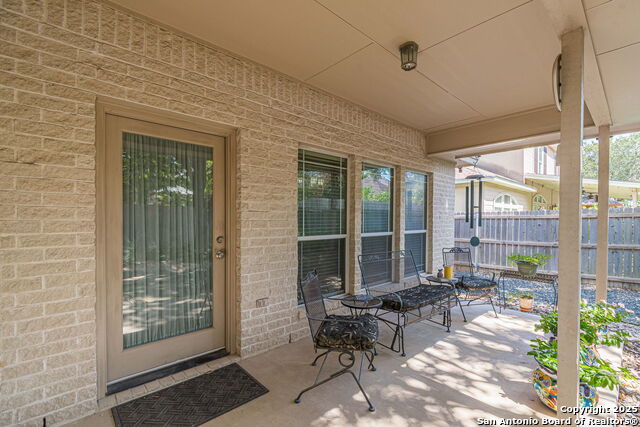 Image 24 of 37 For 2613 Fairwood Dr