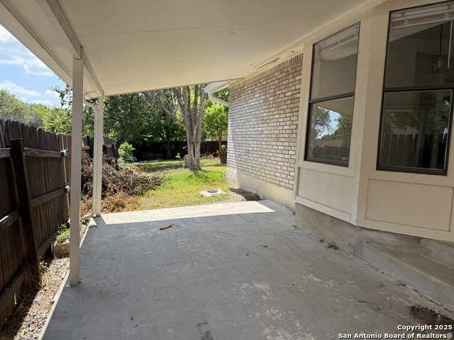 Image 9 of 18 For 801 Meadow Dale