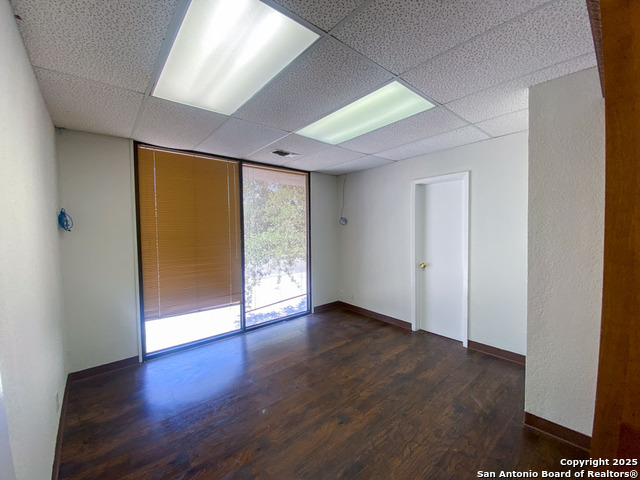 Listing photo id 9 for 12521 Nacogdoches 203