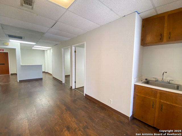 Listing photo id 11 for 12521 Nacogdoches 203