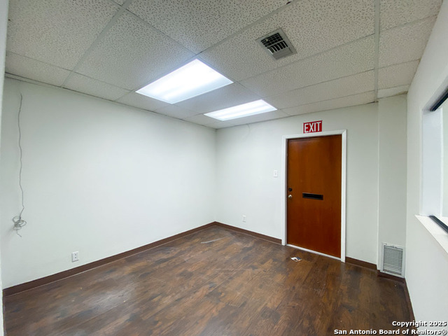 Listing photo id 20 for 12521 Nacogdoches 203