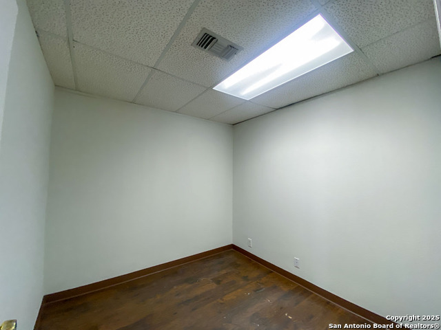 Listing photo id 21 for 12521 Nacogdoches 203