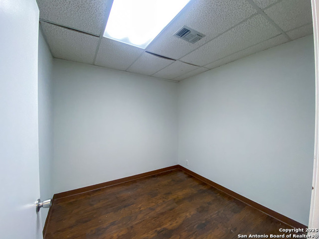 Listing photo id 22 for 12521 Nacogdoches 203