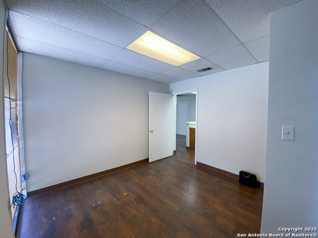 Listing photo id 4 for 12521 Nacogdoches 203