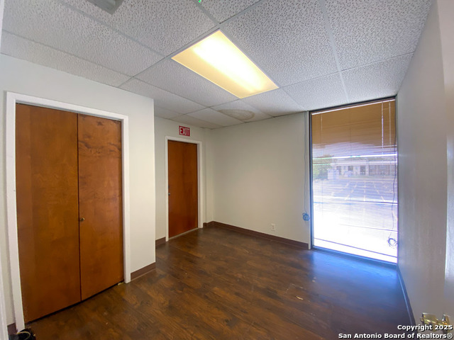 Listing photo id 5 for 12521 Nacogdoches 203