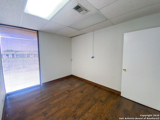 Listing photo id 7 for 12521 Nacogdoches 203