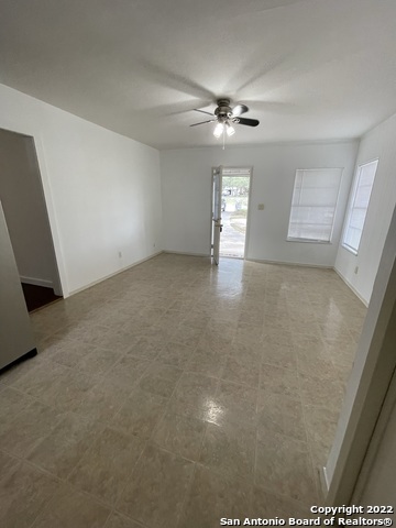 Listing photo id 13 for 27631 Timberline