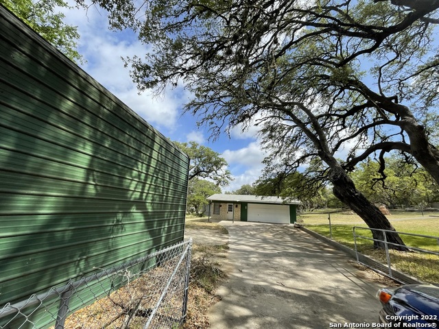 Listing photo id 2 for 27631 Timberline