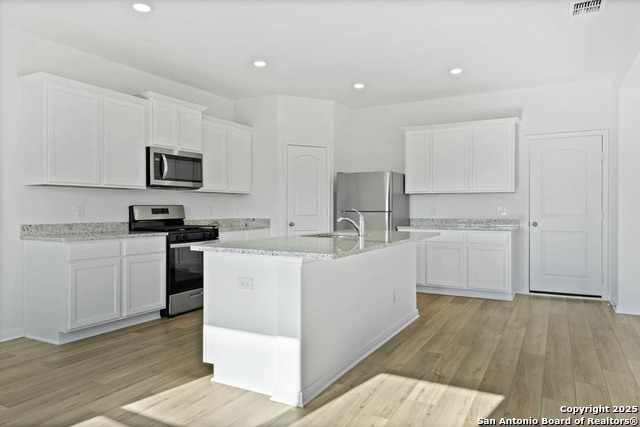 Image 8 of 20 For 3506 Georgia Trace