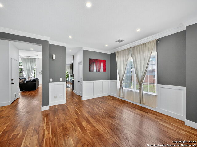 Image 23 of 38 For 8702 Drayton